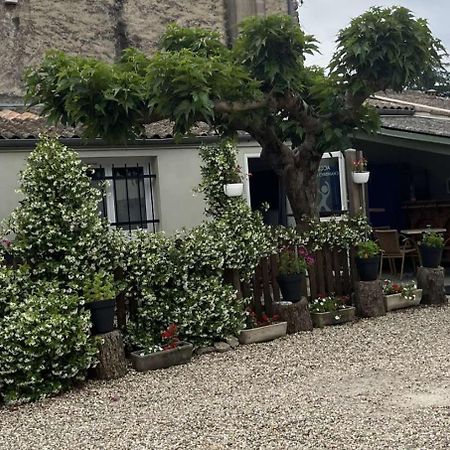 Saint-Seurin-de-Cursac L'Estuaire Bed & Breakfast エクステリア 写真